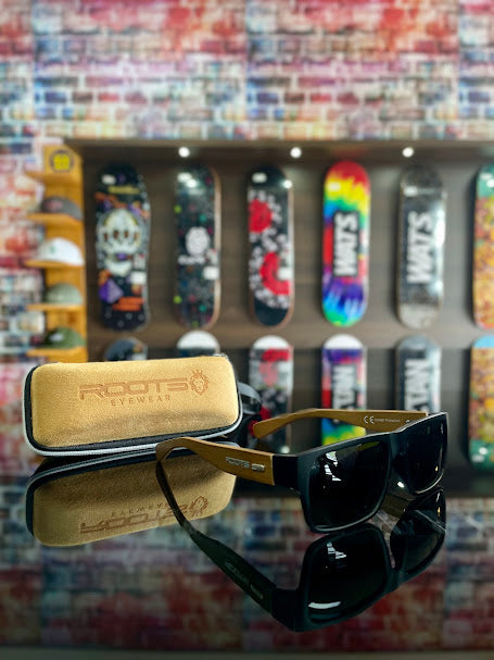 Óculos de Sol Roots Eyewear III - Preto/marrom