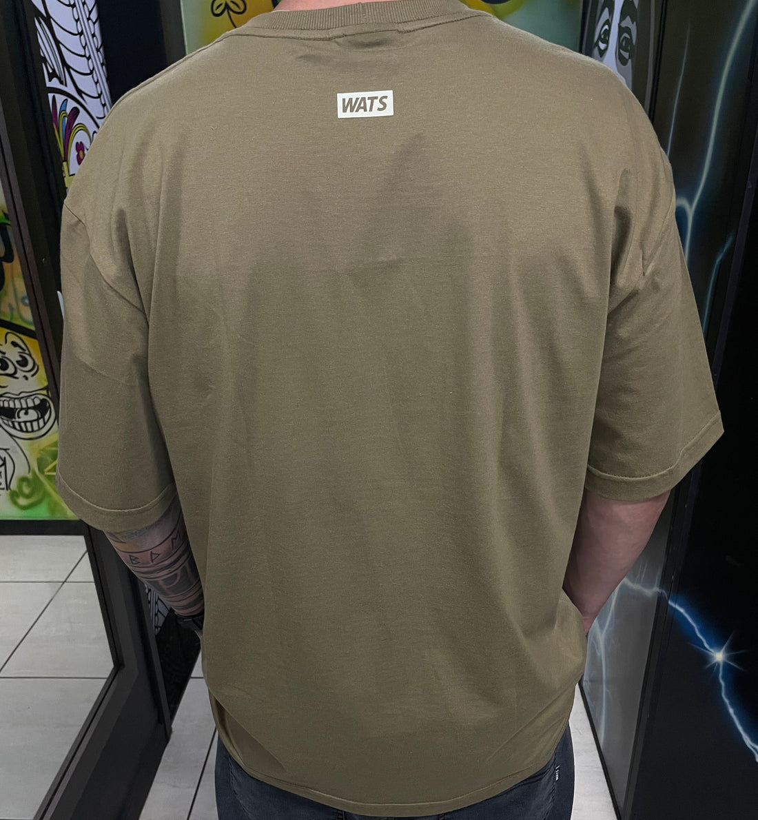 Camiseta Logo Boton Wats Company Caqui