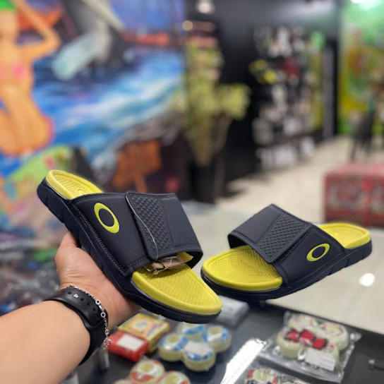 Chinelo Oakley Break Marinho/Verde - Masculino