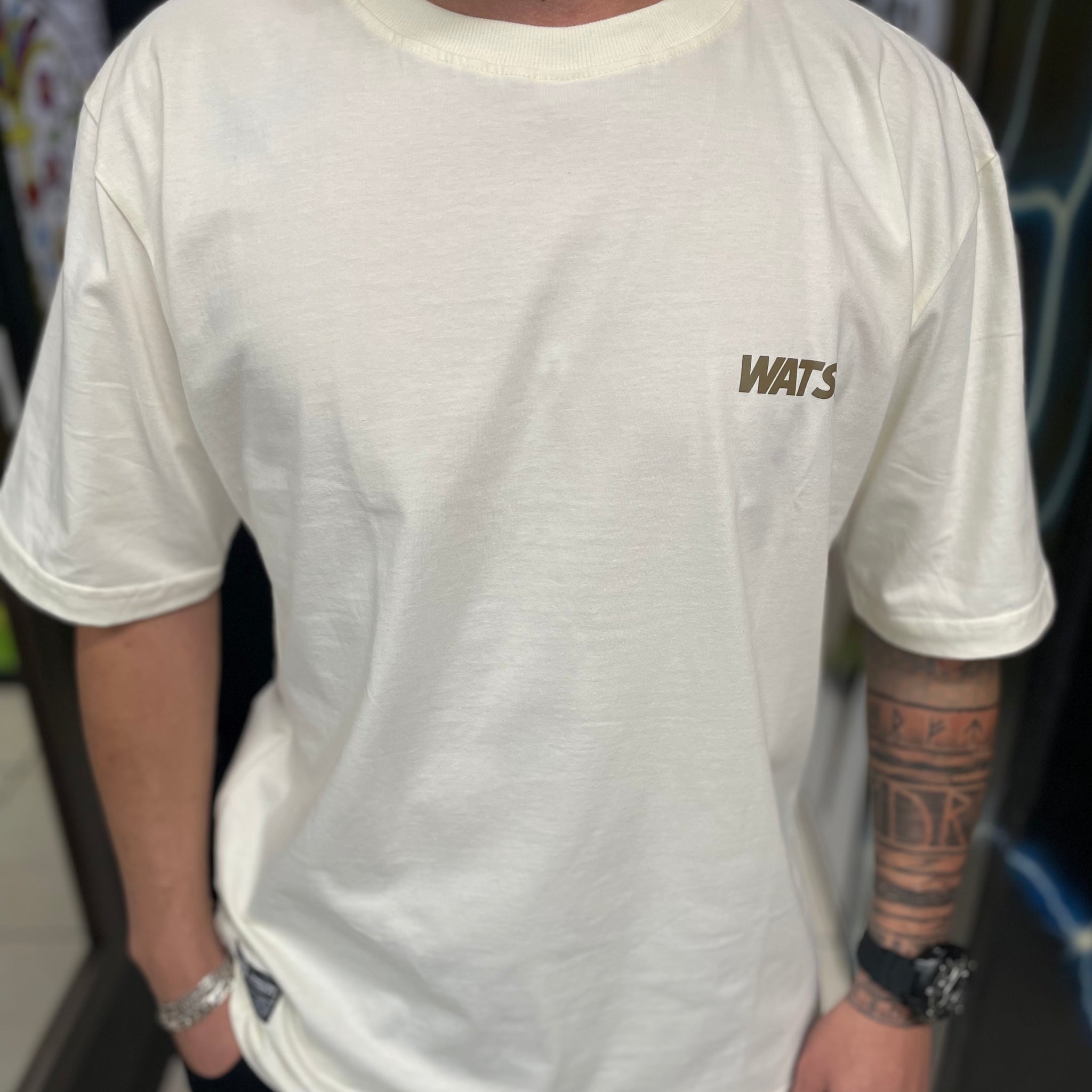 Camiseta Logo Boton Wats Company Off White