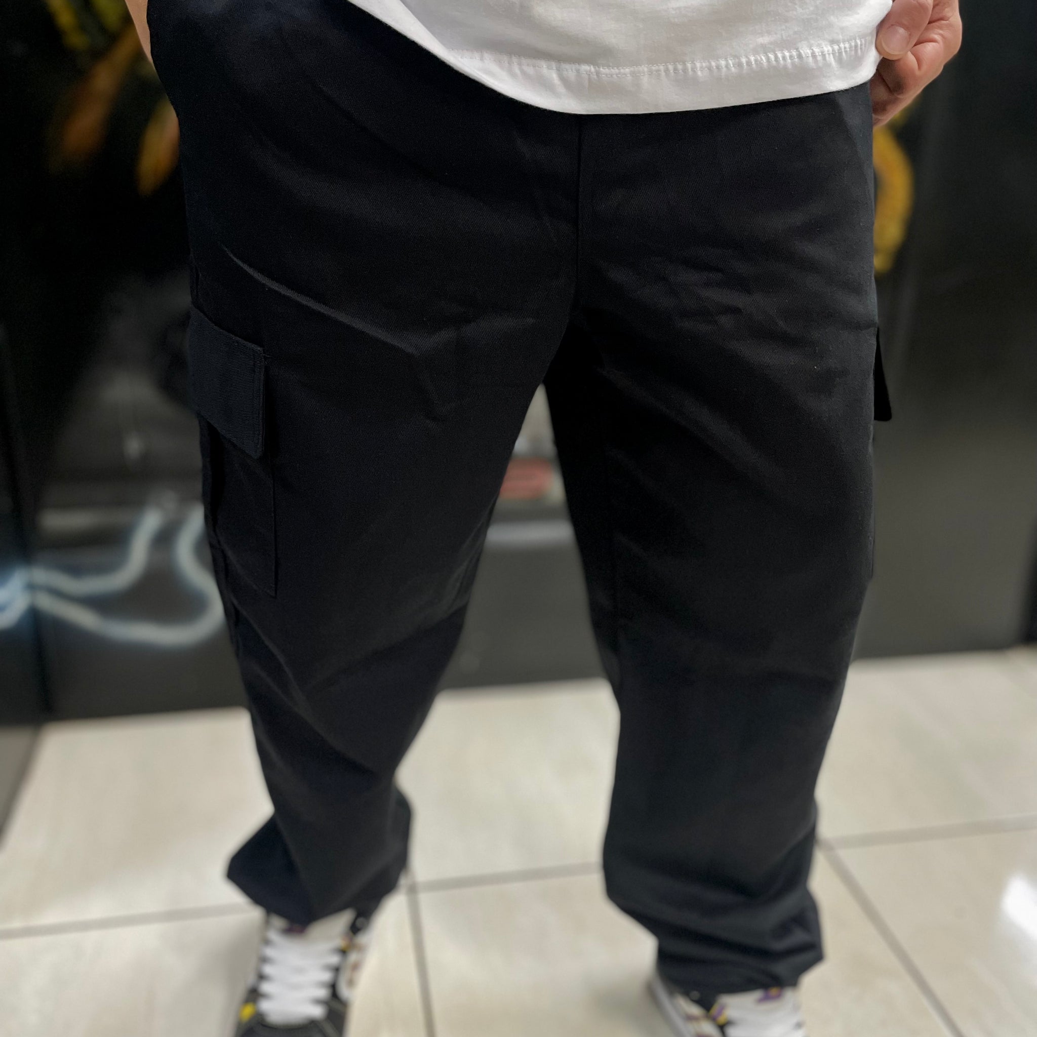 Calça Cargo Reta Stranger - Preta