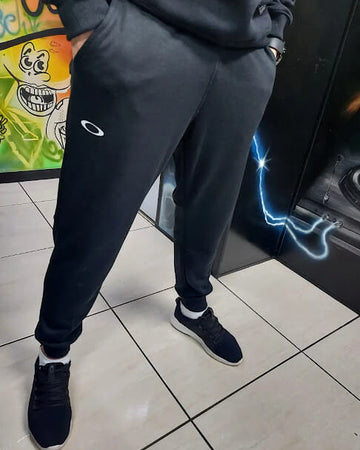 Calça Moletom Basic Athetic Pant Oakley - Preta Outlet