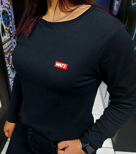 Cropped Manga Longa Canelado Wats Company - Preto