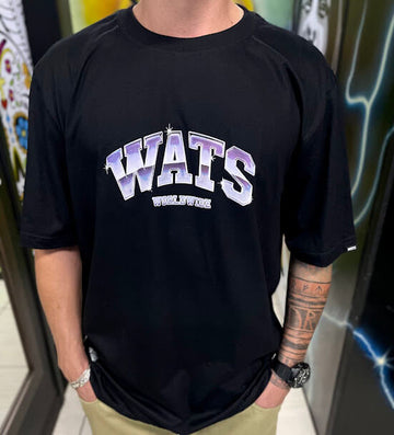 Camiseta College Wats Company - Preta